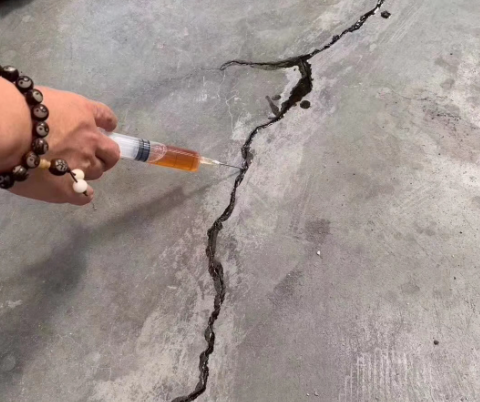 雨花台混凝土裂缝修补技术详解​